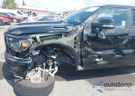 2022 Ram 1500 Big Horn 4X2 5'7 Box from USA, damaged, VIN 1C6RREFT4NN193802